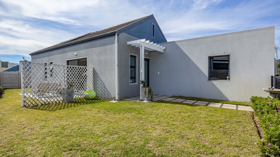 3 Bedroom Property for Sale in Burgundy Estate Western Cape